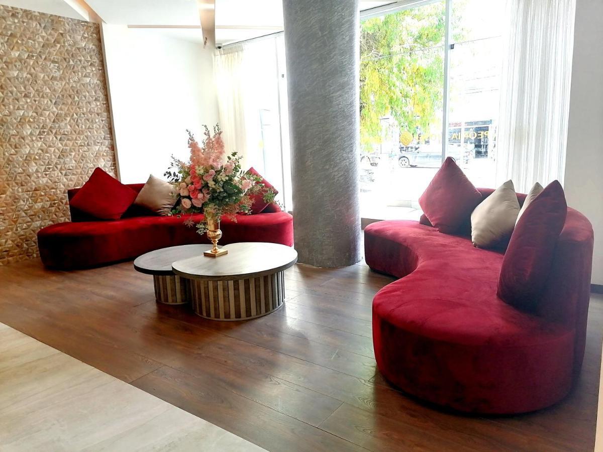 La Peonia 5*